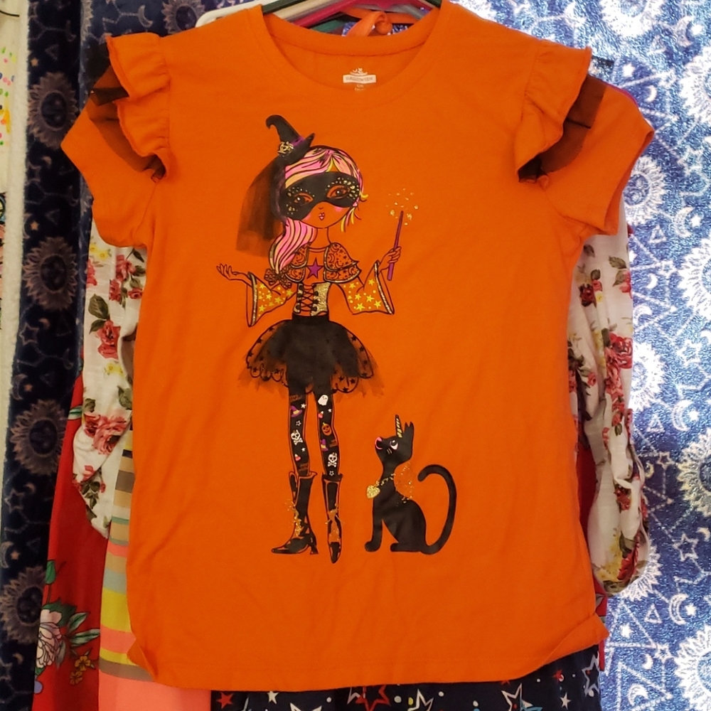 🎃👻Girls Halloween tshirt🎃👻